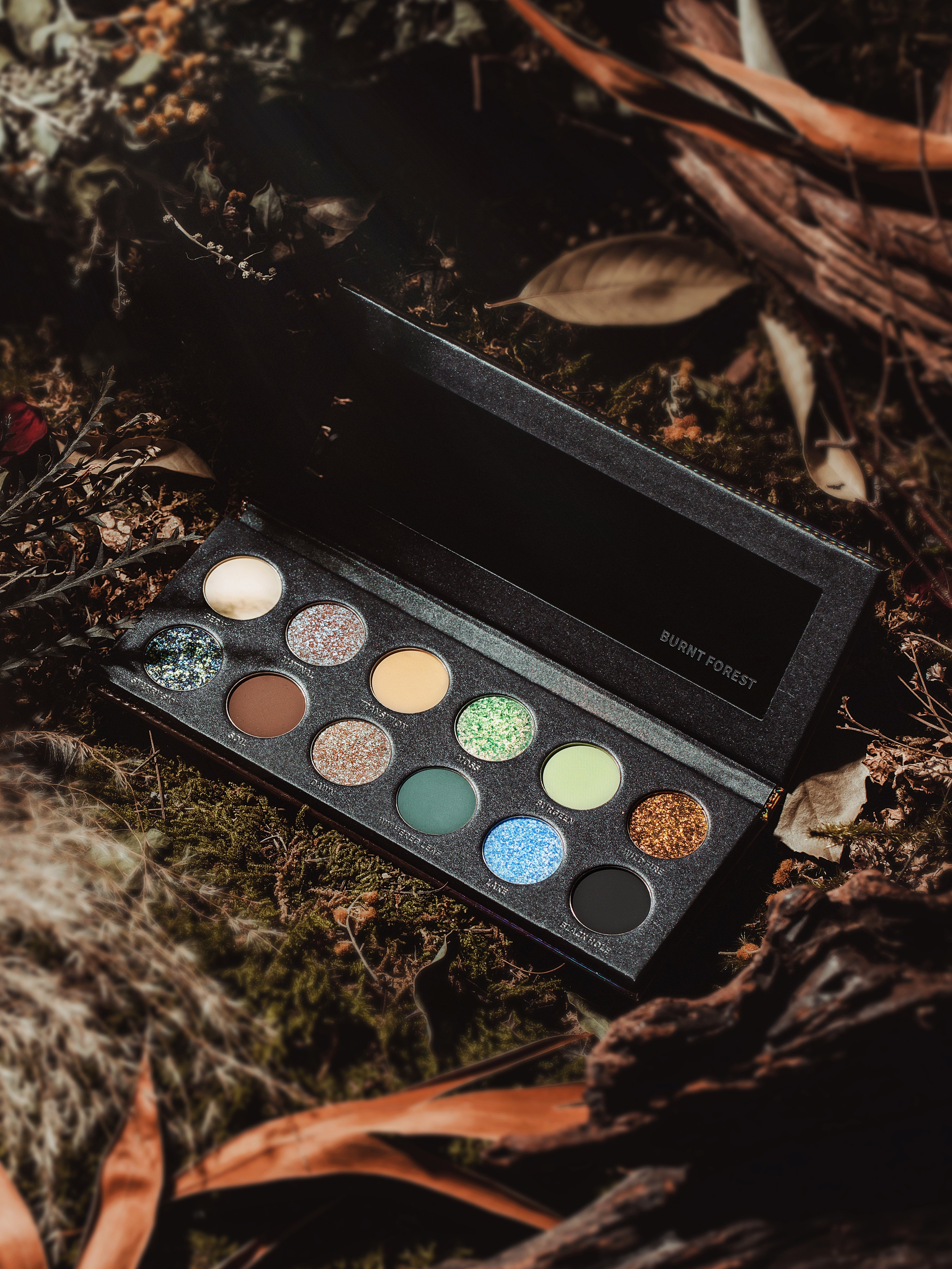 KRYPTEIN COSMETICS Burnt Forest Eyeshadow Palette