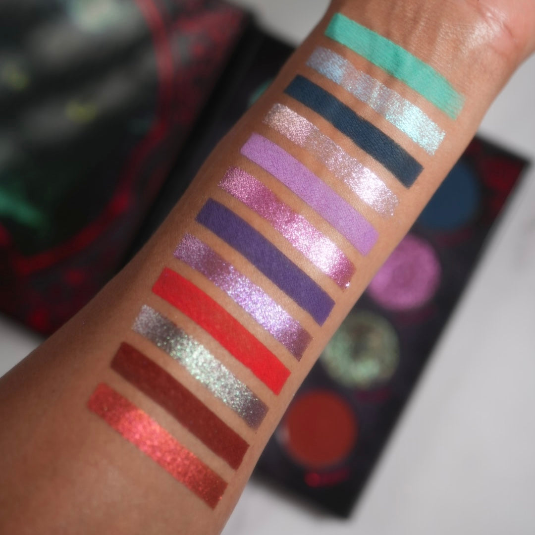 FANTASY COSMETICA The Witch's Familiar