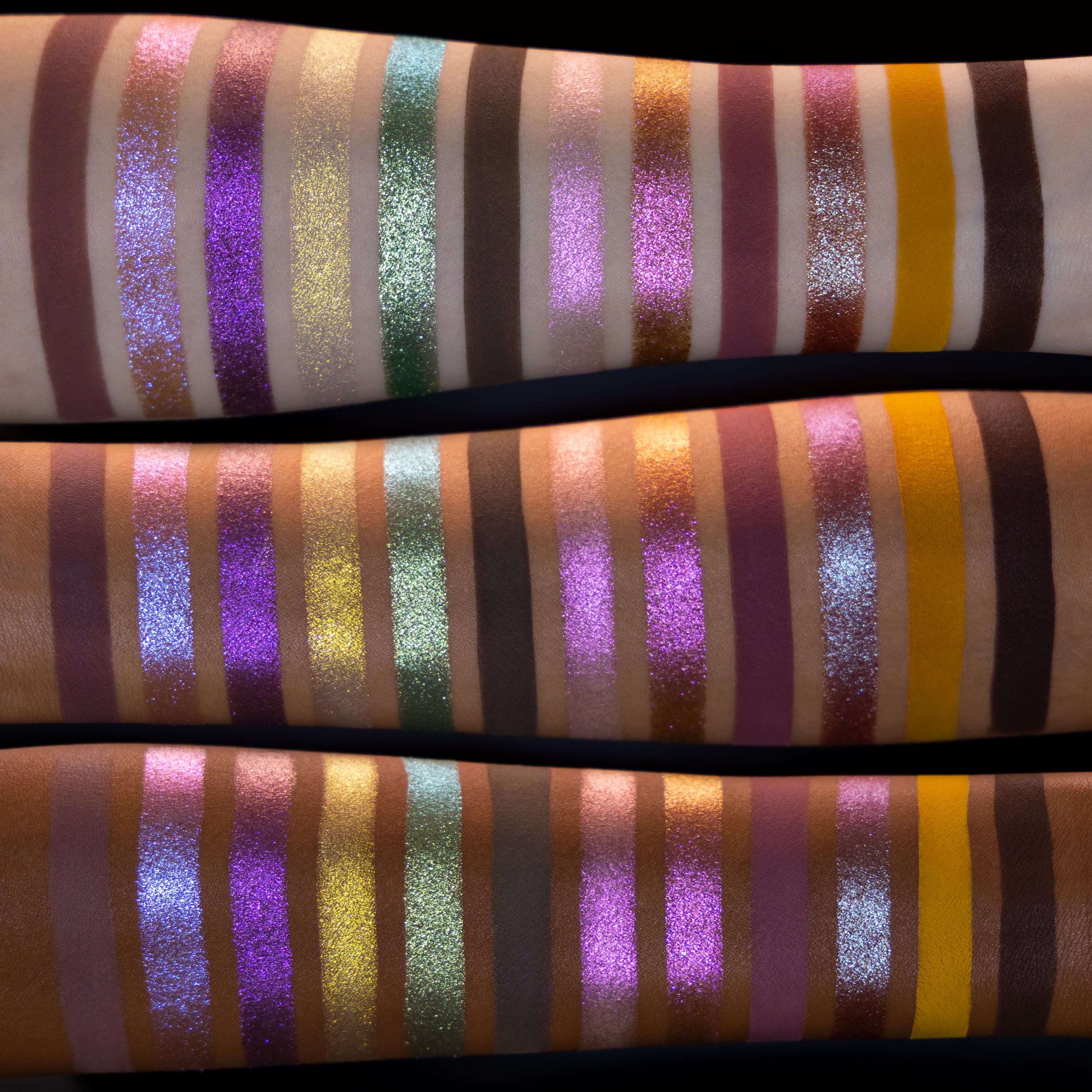 WHATS UP BEAUTY Geodes Eyeshadow Palette