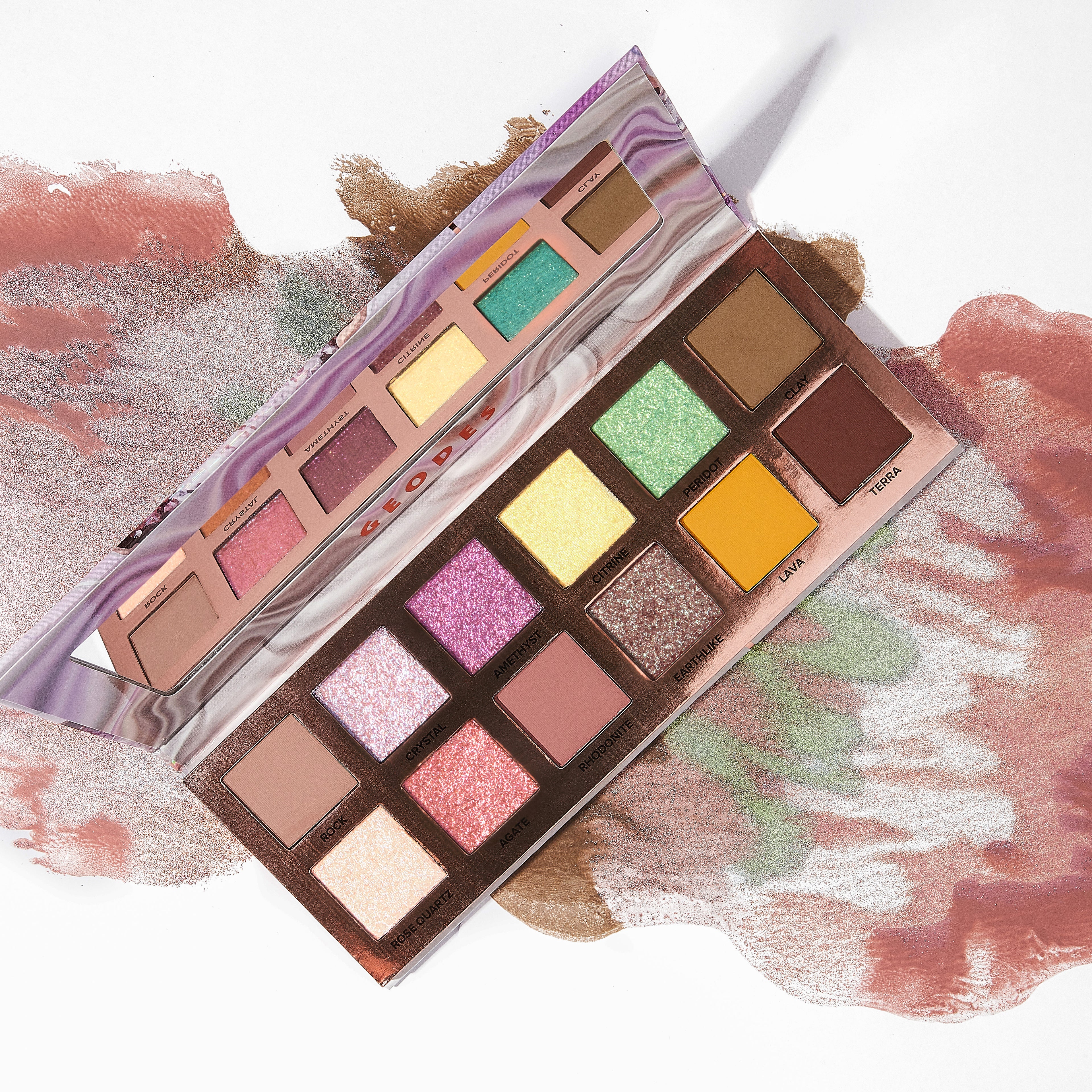 WHATS UP BEAUTY Geodes Eyeshadow Palette